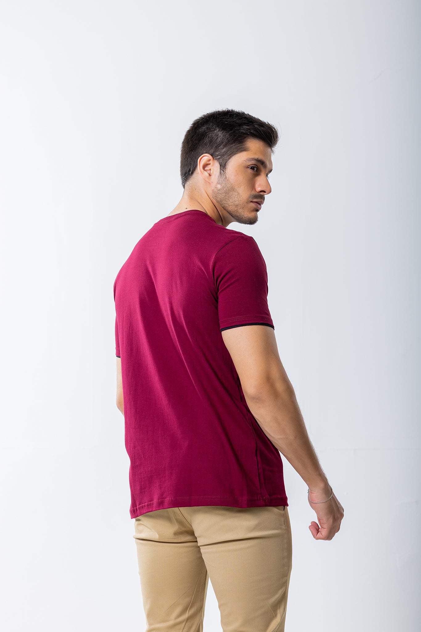 T-SHIRT - Manga Dupla – 100% Algodão - Vinho